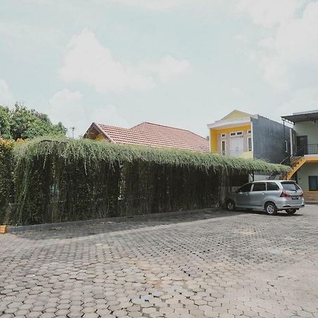 Reddoorz Syariah Near Kantor Walikota Jambi Exterior photo